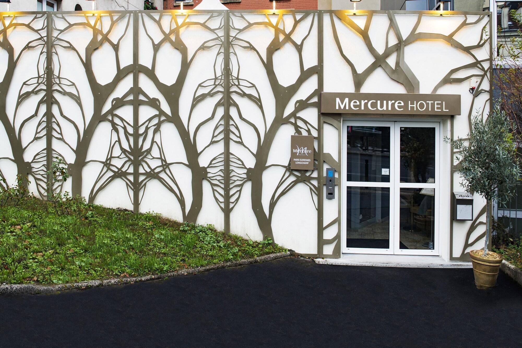 Hotel Mercure Paris Suresnes Longchamp Exterior foto